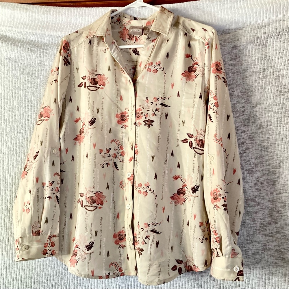 Chico’s long sleeve blouse floral print SIZE 1 see pictures for measurements